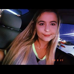 Meet your Posher, Ashley